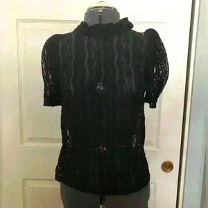 Blashe Black lace short puffy sleeve gathered neck collar back key hole blouse M